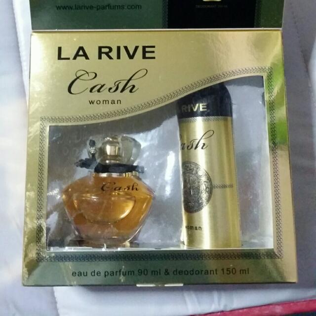 cash woman perfume