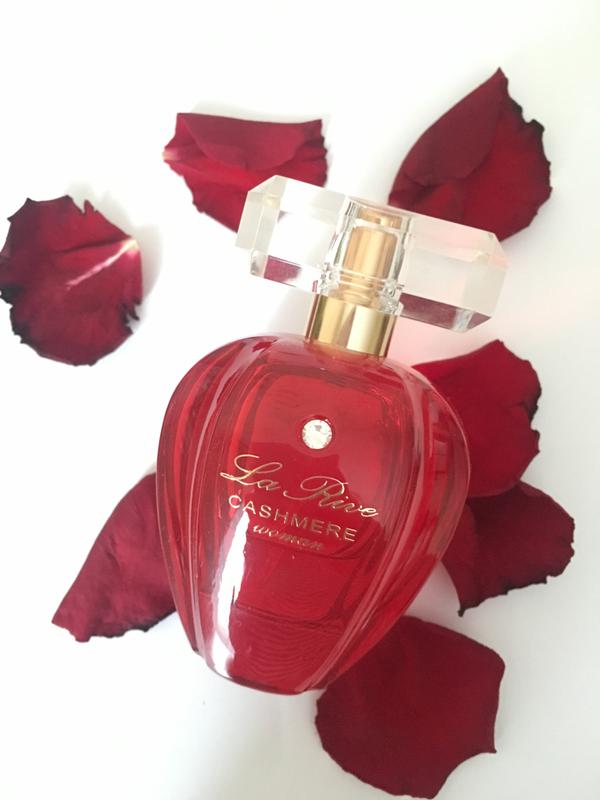 Buy La Rive Cashmere Women Perfume Spray Online | eRomman