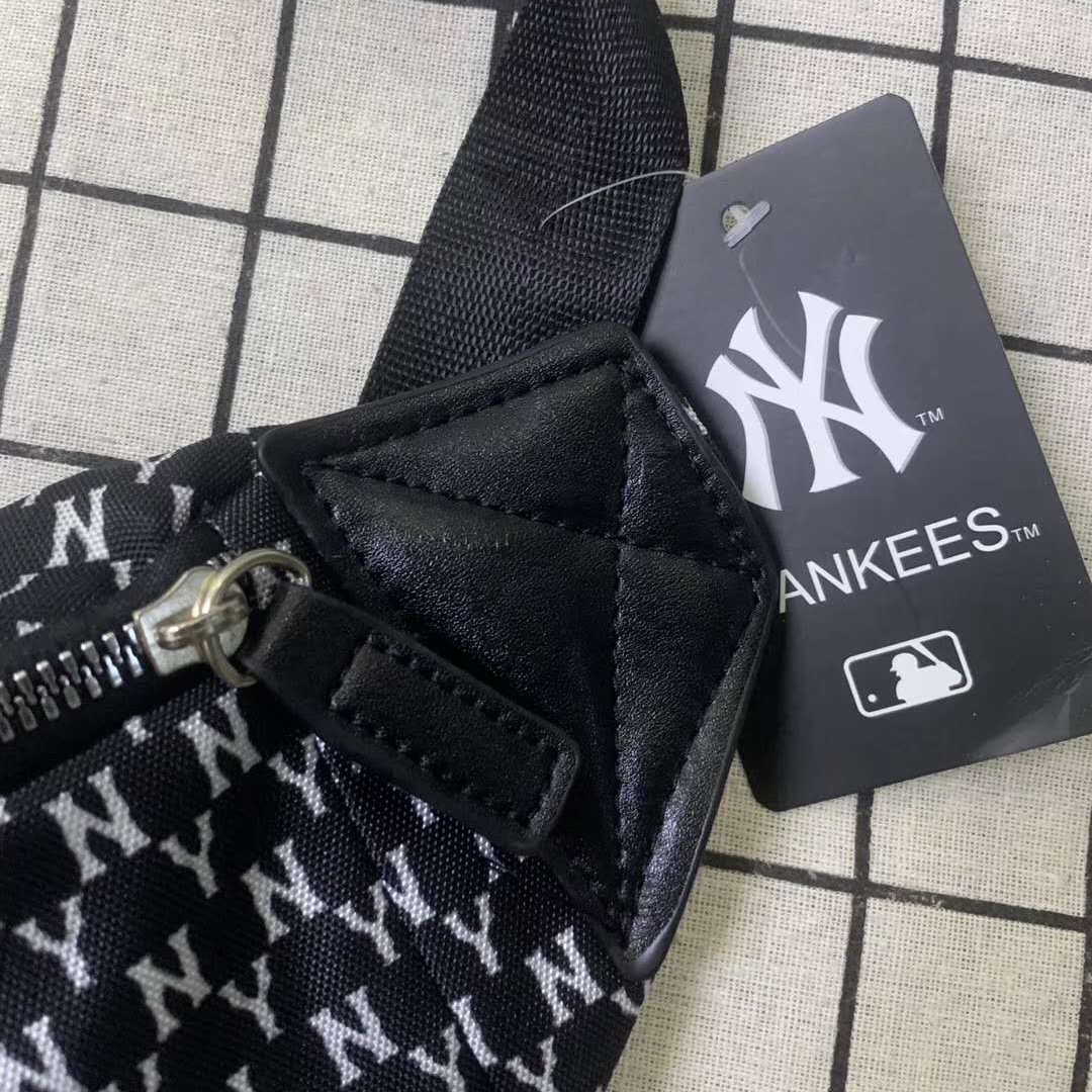 Mlb ny waist 2025 bag