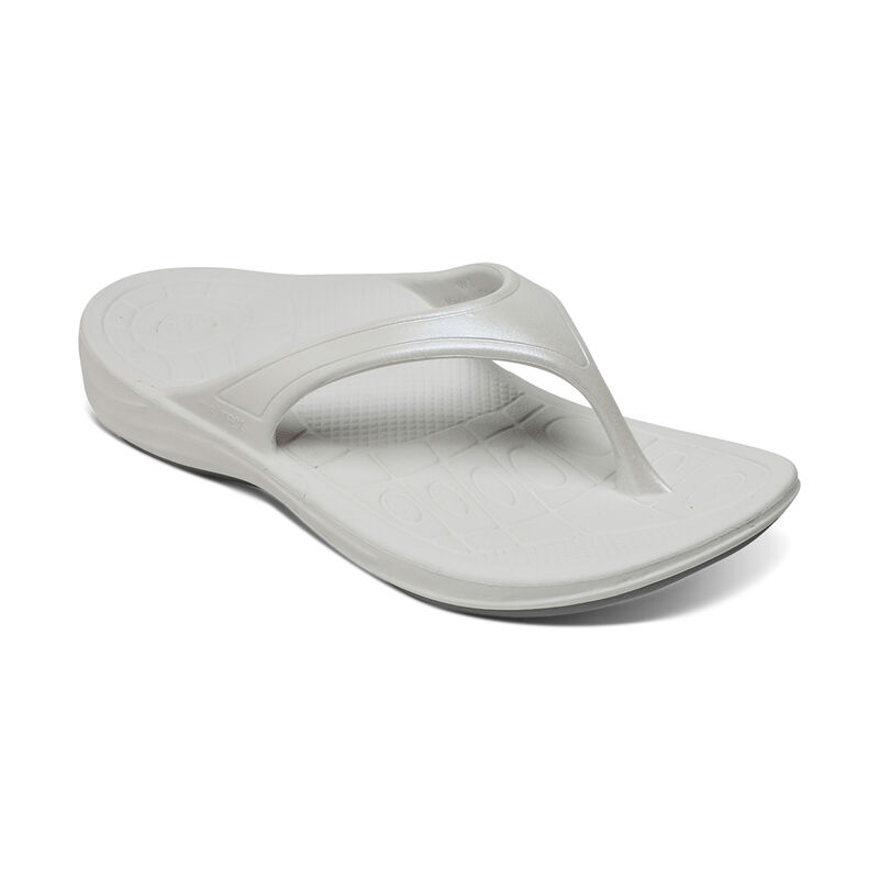 aetrex flip flops