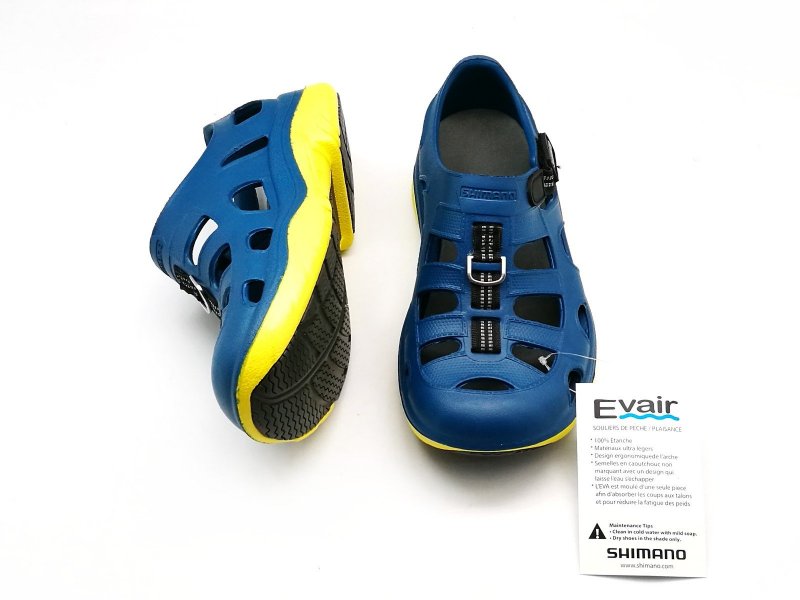 https://www.eromman.com/images/detailed/205/shoes_navy_yellow,3.jpeg