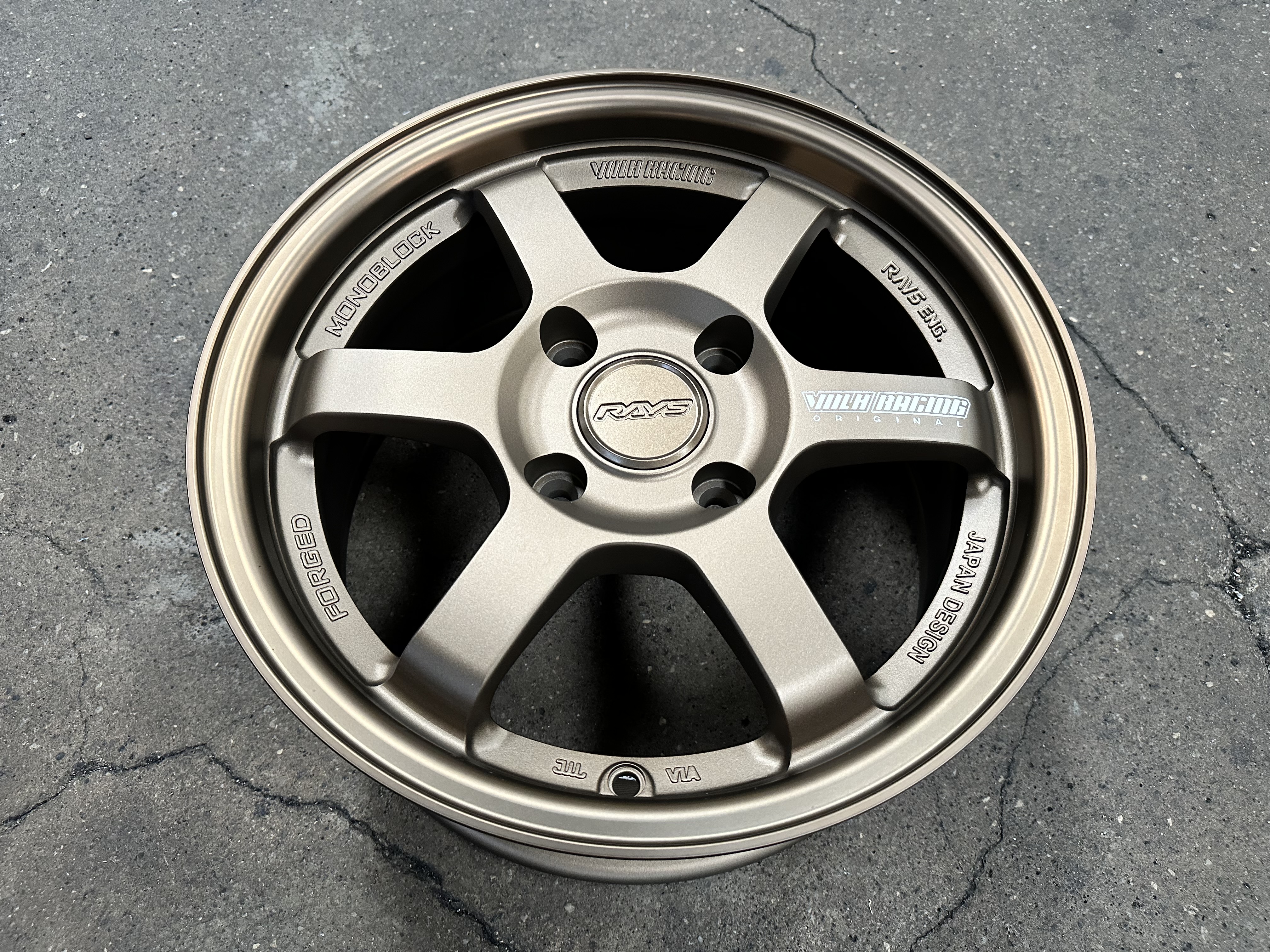 Buy 15X7 ET35 AOW Flow Formed TE37 Rim Matt Bronze | eRomman