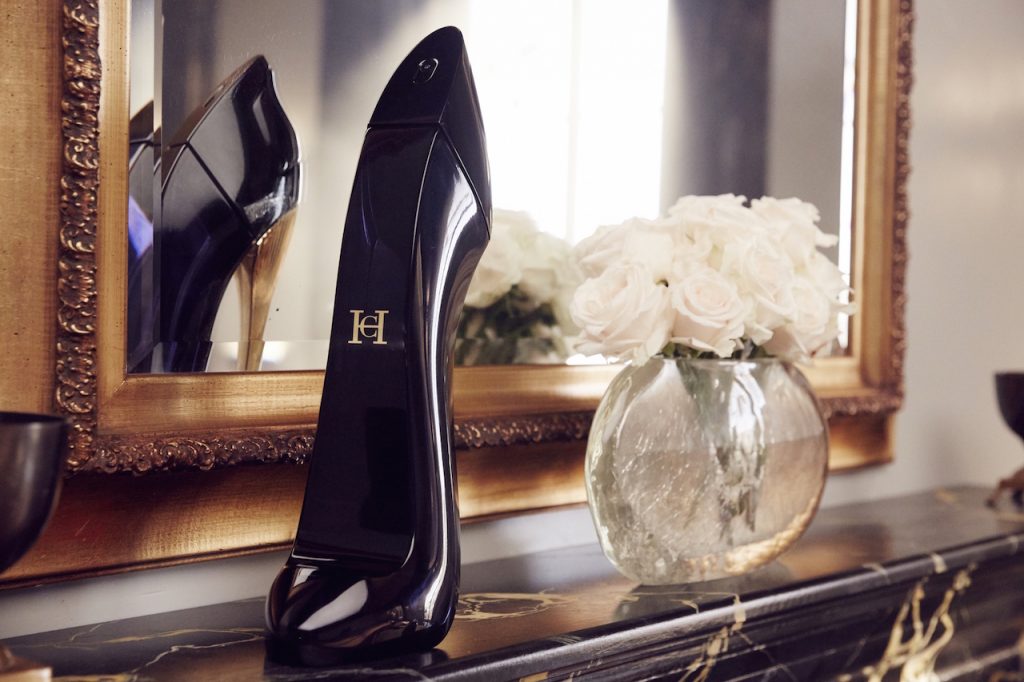 carolina herrera black shoe perfume