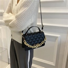 حقيبة يد نسائية عصرية بتصميم شكل مربع تناسب جميع الإطلالات (4 ألوان)