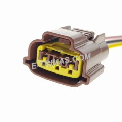 E-trimas Nissan Skyline R33 Ignition Plug Coil Harness Socket Connector