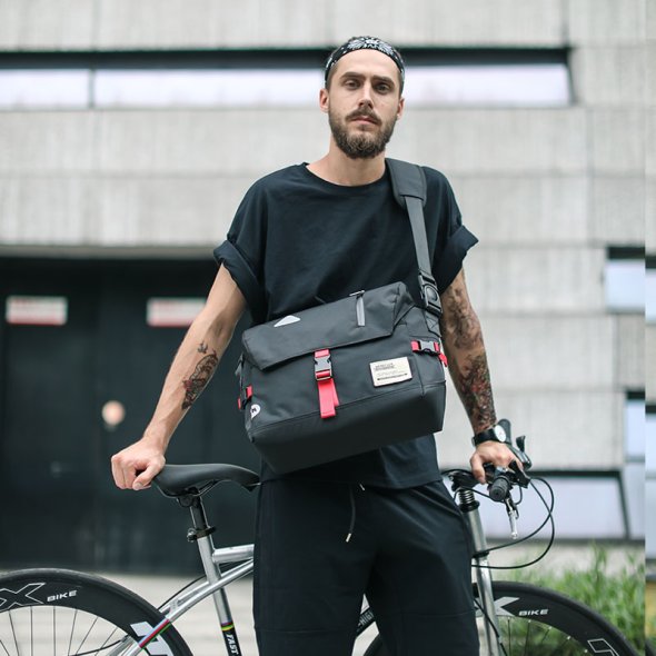 Werocker messenger bag 2025