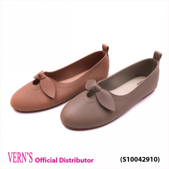 Buy VERN'S Women Flat Pump Shoes S10042910 - 7 Sizes (Grey - Pink ...