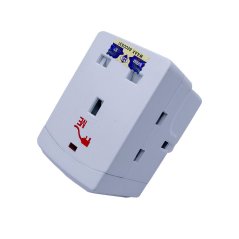 محول كهربائي بــ3 مقابس بقوة 2100 ملي أمبير  بمنفذين USB