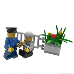 Hometech2u 9316 KIDS ADULT EDUCATIONAL TOY BUILDING BRICKS POLICE SERIES BLOCKS ASSEMBLED GIFT (COLORMIX)