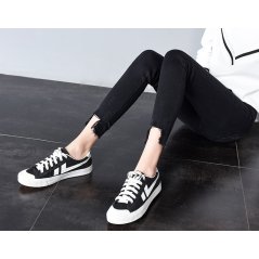 Fashion Hong Kong Students Jeans Tight Women Pants 0837 - 3 Sizes (Black)