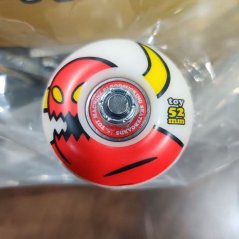 Toy Machine Fists 001 8.25" x 31.98" Complete Skateboard (7690525)