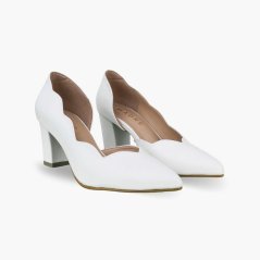 Madreshoes Lily Scallop Block Heel - 7 Sizes (6 Colors)