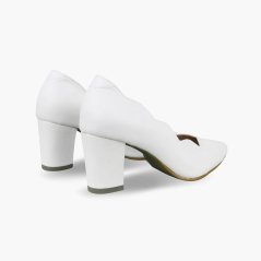 Madreshoes Lily Scallop Block Heel - 7 Sizes (6 Colors)