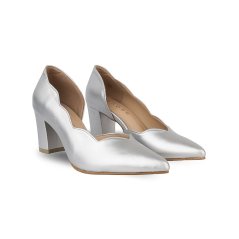 Madreshoes Lily Scallop Block Heel - 7 Sizes (6 Colors)