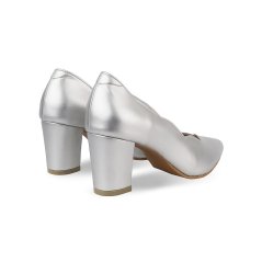 Madreshoes Lily Scallop Block Heel - 7 Sizes (6 Colors)