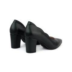 Madreshoes Lily Scallop Block Heel - 7 Sizes (6 Colors)