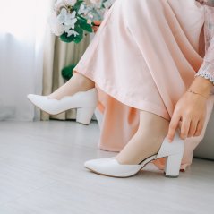 Madreshoes Lily Scallop Block Heel - 7 Sizes (6 Colors)