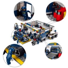 Sluban Building and Construction Blocks Maintenance Station (Colormix)