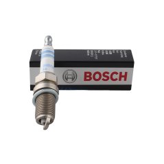 BOSCH AT Platinum Spark Plugs 0.9mm-036" 6740 (Single) - 0242230602